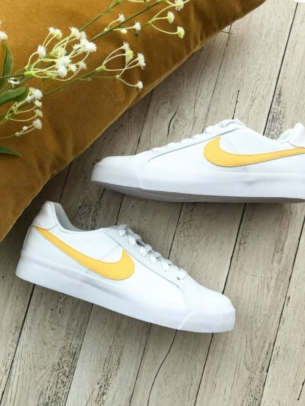 Nike Court Royale AC Canvas Sneakers Size 10